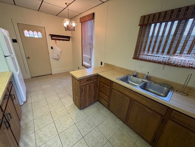 501 E Mahoning St, Punxsutawney, PA 15767 - photo 3