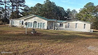 149 Jeff Murphy Ln, Magnolia, NC 28453 - photo 2