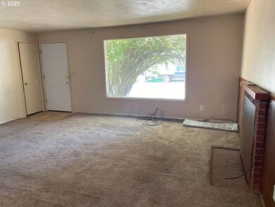 386 40th Place SE, Salem, OR 97317 - photo 4