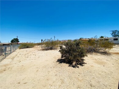 6931 Ivanpah Ave, Twentynine Palms, CA 92277 - photo 5