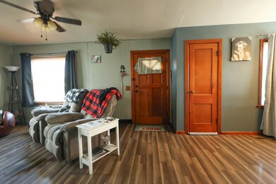 722 Vincil St, Moberly, MO 65270 - photo 5