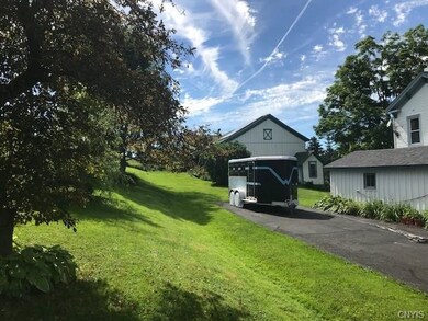 Spacious Driveway