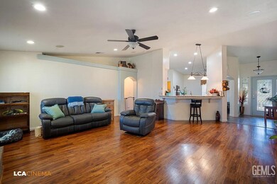 7314 Glenn Miller Ct, Bakersfield, CA 93312 - photo 7