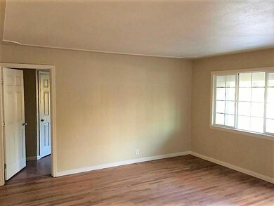 2714 Irwin Rd, Redding, CA 96002 - photo 4