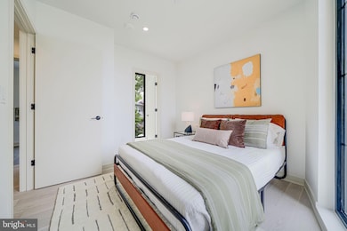 2907 Newark St NW, Washington, DC 20008 - photo 4