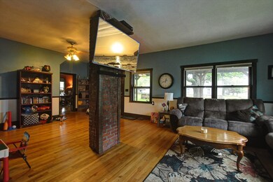 328 N Howard St, Greentown, IN 46936 - photo 3