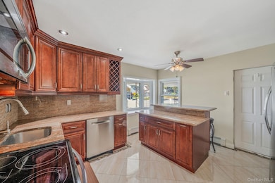 37 Chickadee Ln, Levittown, NY 11756 - photo 6