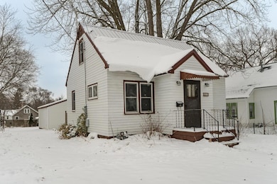 229 10th St NW, Rochester, MN 55901 - photo 2