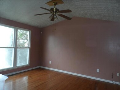 5012 Old Tree Ave, Columbus, OH 43228 - photo 6