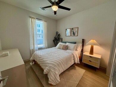 320 Goll St unit 3207, Kyle, TX 78640 - photo 5