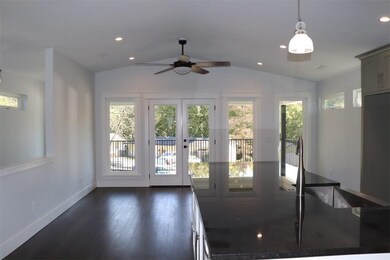 313 S Washington Ave, Fayetteville, AR 72701 - photo 3