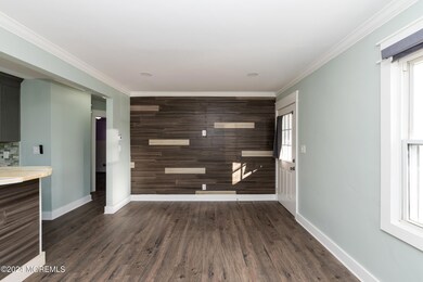 11-503 Poplar St MLS