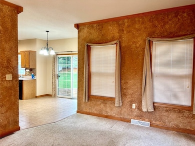 2850 Alexandra Dr, Erie, PA 16506 - photo 2