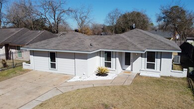 906 Forestburg Dr, Houston, TX 77038 - photo 6