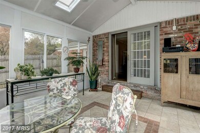 8710 Fox Hills Trail, Potomac, MD 20854 - photo 7