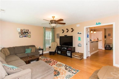 889 Center St, Asheville, NC 28803 - photo 6