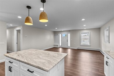 24 Concord Dr unit B, Middletown, RI 02842 - photo 4