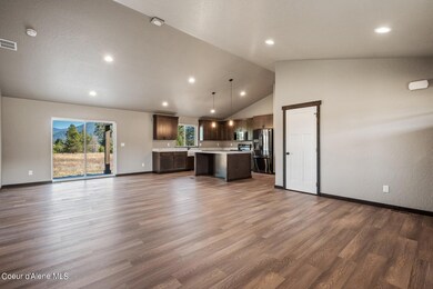Northfork-House-2-KitchenLivingDining