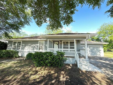 1909 Franklin Ave, Bonham, TX 75418 - photo 2