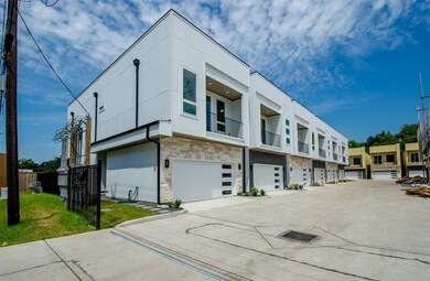 4511 Whitney Park Way, Houston, TX 77022 - photo 4