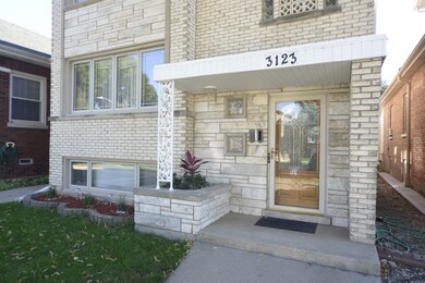 3123 N Lotus Ave unit 2, Chicago, IL 60641 - photo 2