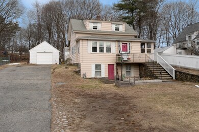 37 Douglas St, Uxbridge, MA 01569 - photo 2