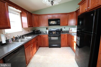 110 Jenny Ct, Strasburg, VA 22657 - photo 7