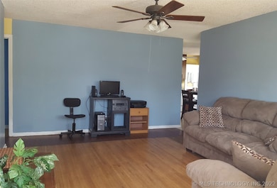 A nice layout in the living room allows for severa