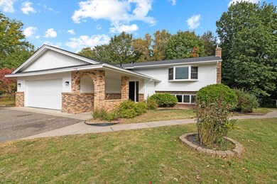 1532 Meadow Ln, Maple Plain, MN 55359 - photo 4