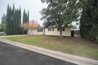 4065 N Eddy Ave, Fresno, CA 93727 - photo 2