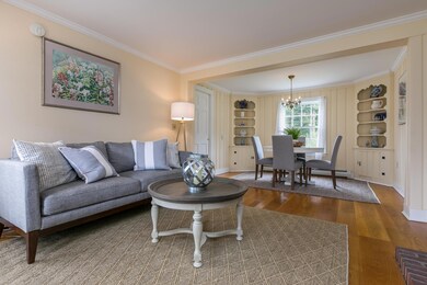 178 Ocean House Rd Cape-large-007-014-Li