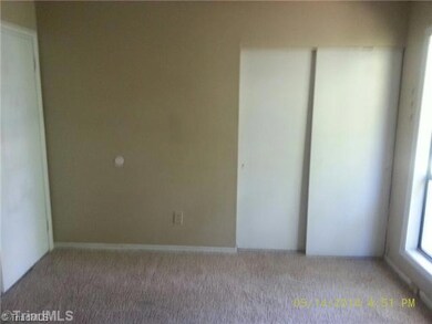 2nd Bedroom.