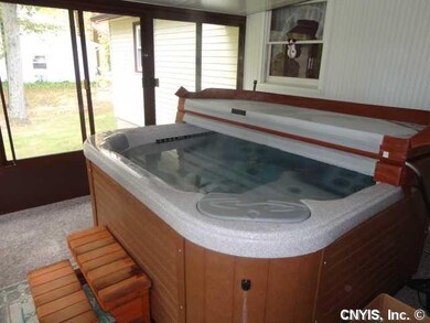 Swimming Pool/Hot Tub/Sauna