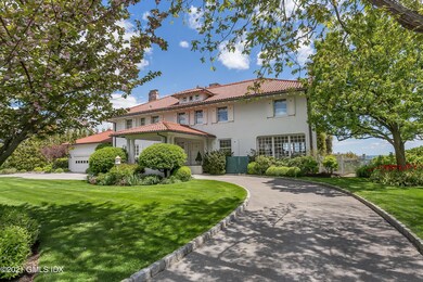 4 Tods Driftway, Greenwich, CT 06870 - photo 3