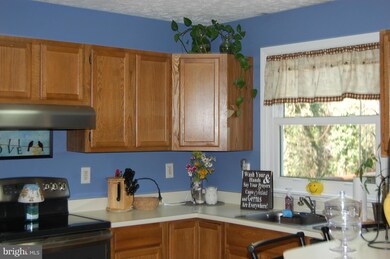 1200 Ripple Ct, Pasadena, MD 21122 - photo 2