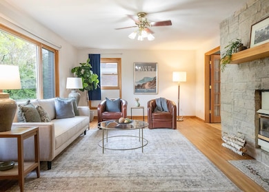 1807 Lakeview Dr, Duluth, MN 55803 - photo 4