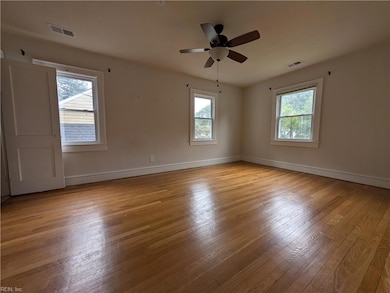 126 Cherokee Rd, Hampton, VA 23661 - photo 6