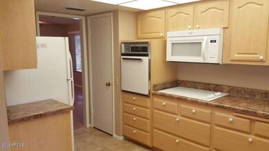 18014 N 99th Dr, Sun City, AZ 85373 - photo 4