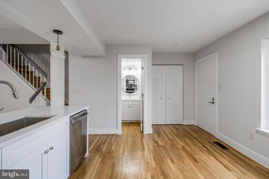 10609 Muirfield Dr, Potomac, MD 20854 - photo 2