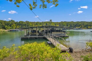 566 Peninsula Estates Ln, Kimberling City, MO 65686 - photo 5