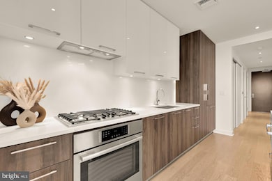 Verse unit 1205, McLean, VA 22102 - photo 7