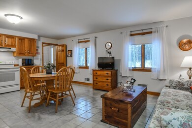 96 Goulding St W, Sherborn, MA 01770 - photo 7