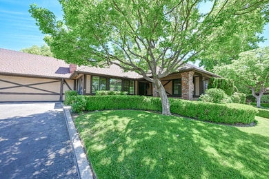 5088 N Forkner Ave, Fresno, CA 93711 - photo 2