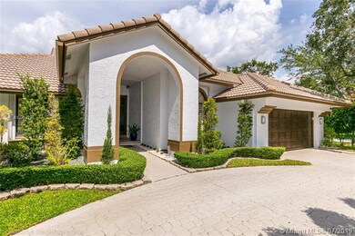 1057 Poplar Cir, Weston, FL 33326 - photo 4