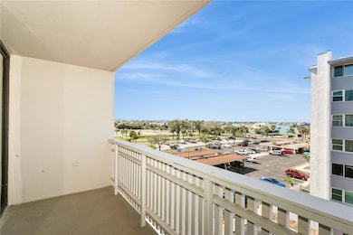 450 Treasure Island Causeway unit 505, Treasure Island, FL 33706 - photo 3