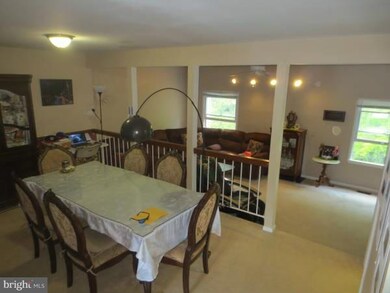 3064 Winter Pine Ct, Fairfax, VA 22031 - photo 6