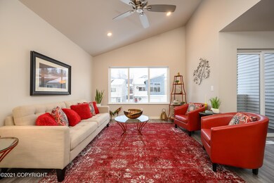 Vaulted Ceilings Photo Similar