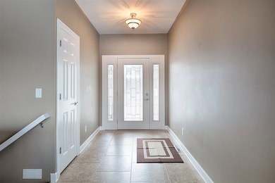 4008 Wedgewood Dr, Cedar Falls, IA 50613 - photo 2