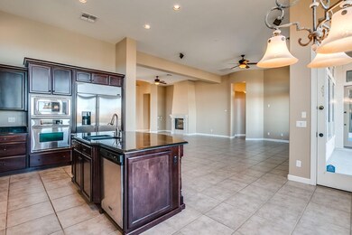 Kitchen & family Room