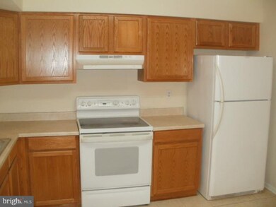 14141 Angelton Terrace, Burtonsville, MD 20866 - photo 4